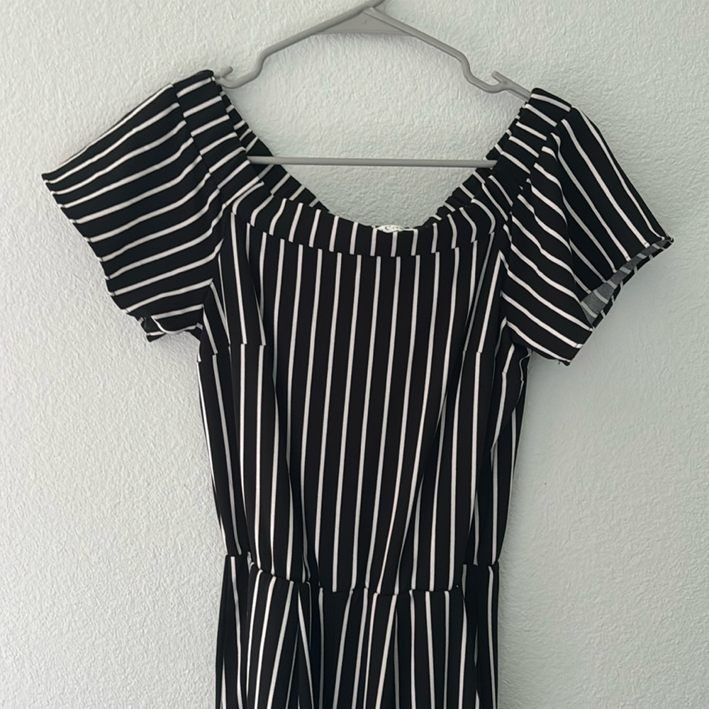 Stripe jumpsuit with pockets!